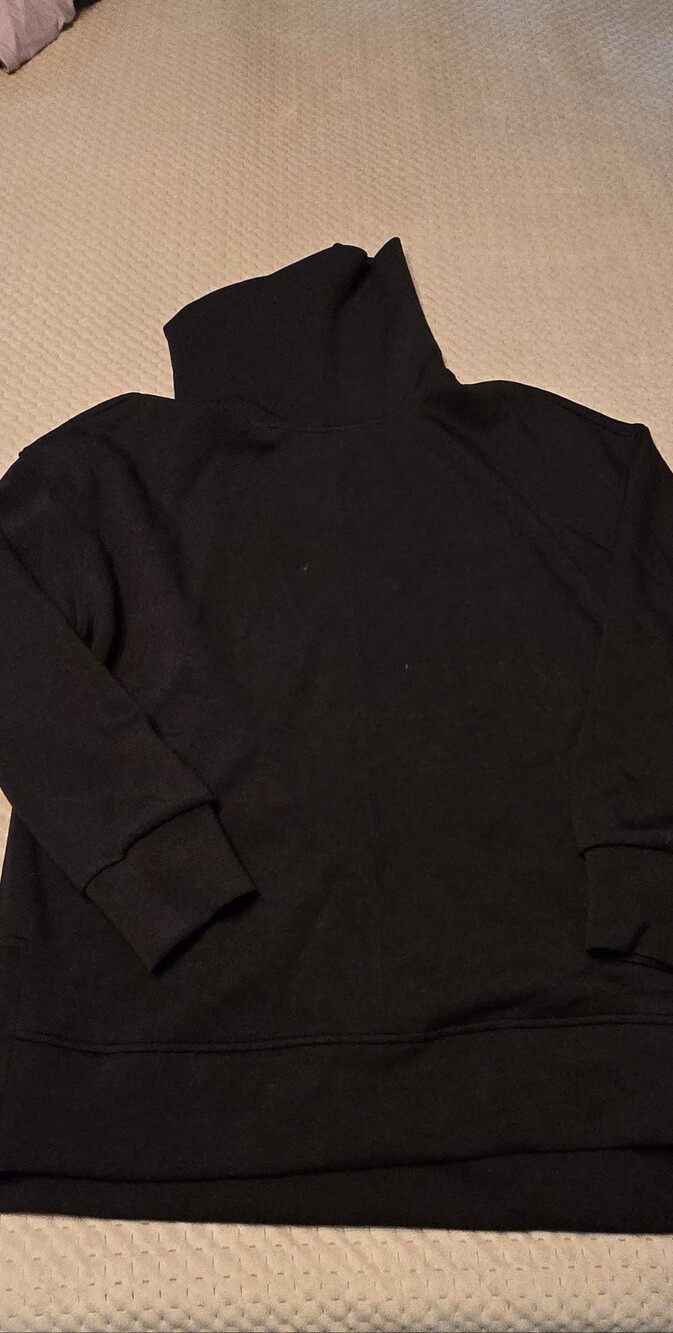 SPANX Black Top And Leggings Top M Bottom L